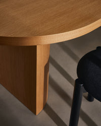 Nealy table with an oak veneer in a natural finish, 200 x 100 cm